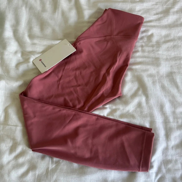 🆕 Lululemon InStill HR Tight 25” Brier Rose - Picture 1 of 10